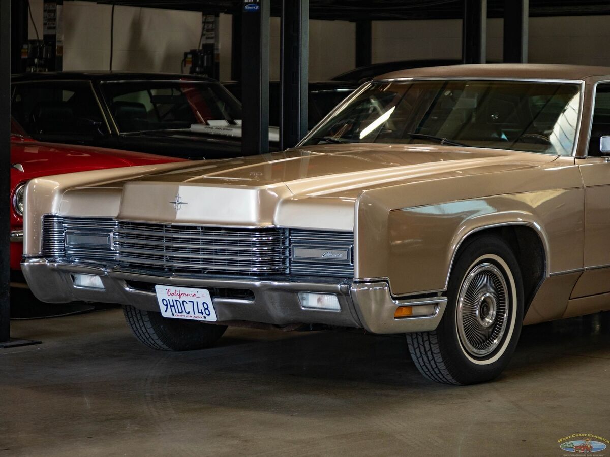 1970 Lincoln Continental 460 V8 4 Door Sedan - photo 8