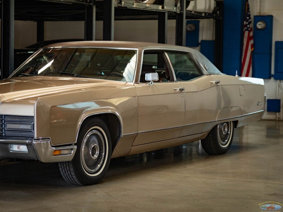 1970 Lincoln Continental 460 V8 4 Door Sedan - photo 9