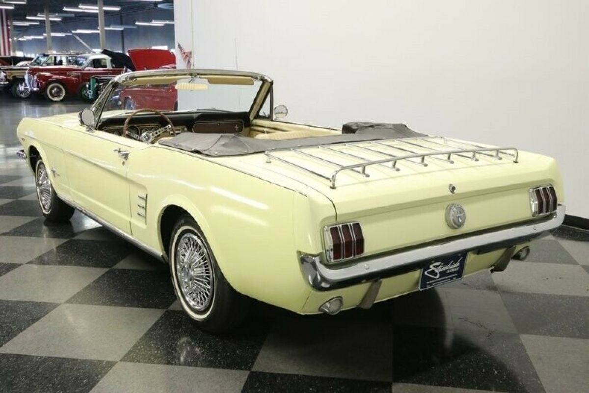 1966 Ford Mustang Convertible - photo 10