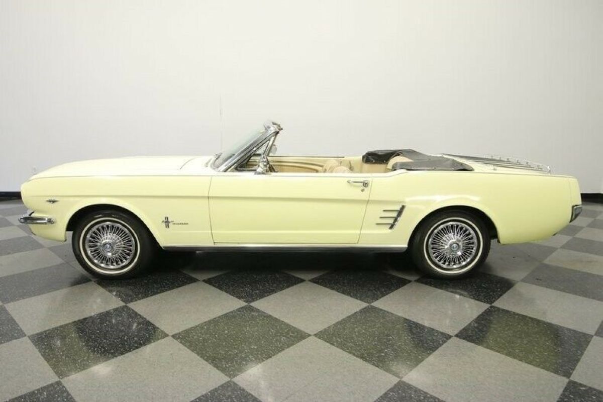 1966 Ford Mustang Convertible - photo 8