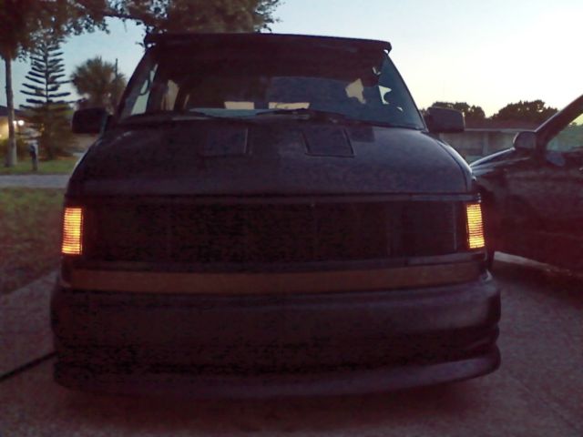 1992 Chevrolet Astro - photo 9