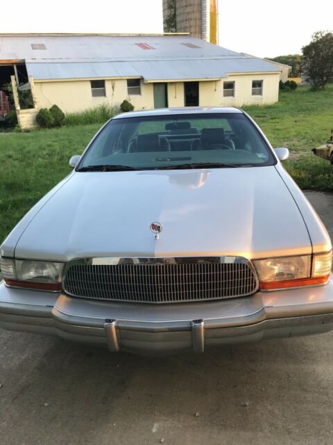 1992 Buick Limited Roadmaster - photo 4
