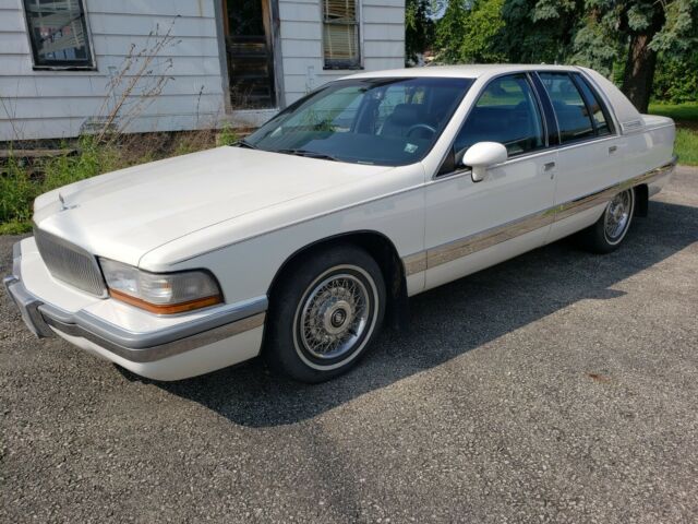 92 BUICK ROADMASTER ...LOW MILES & GARAGE KEPT 1992 Buick Roadmaster