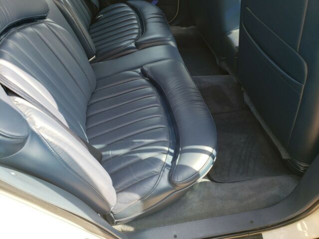 1992 Buick Roadmaster - photo 11