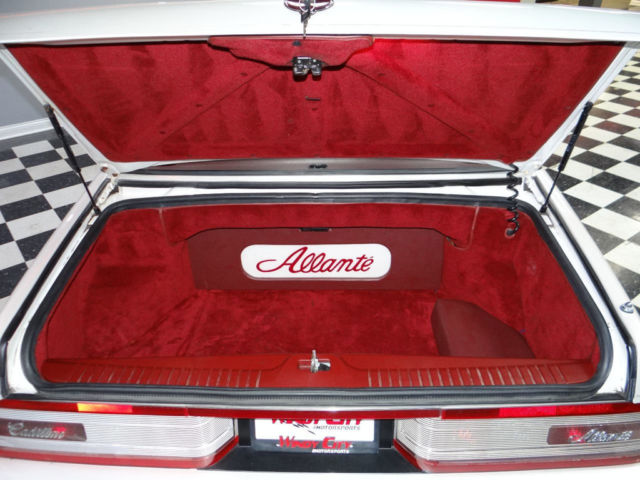 1992 Cadillac Allante 2dr Coupe Convertible - photo 8