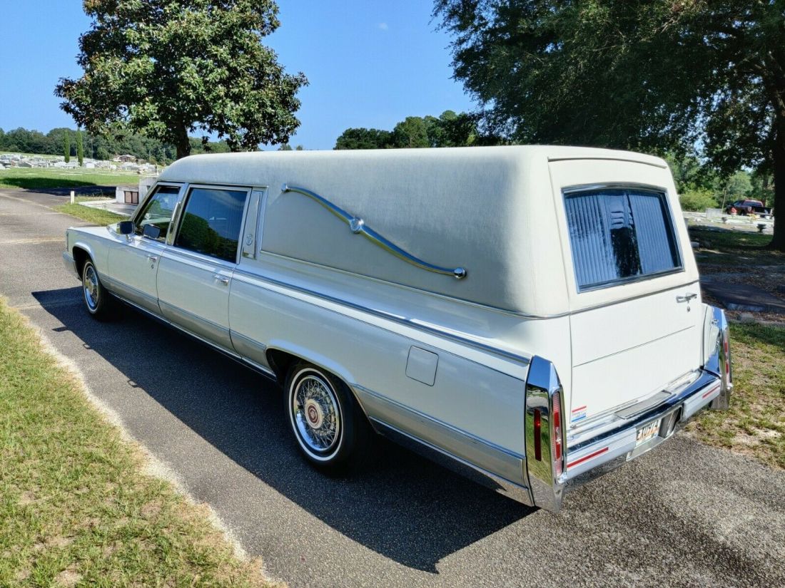 1992 Cadillac Fleetwood - photo 7