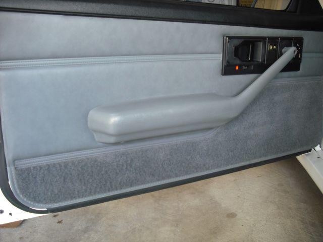1992 Chevrolet Camaro - photo 13