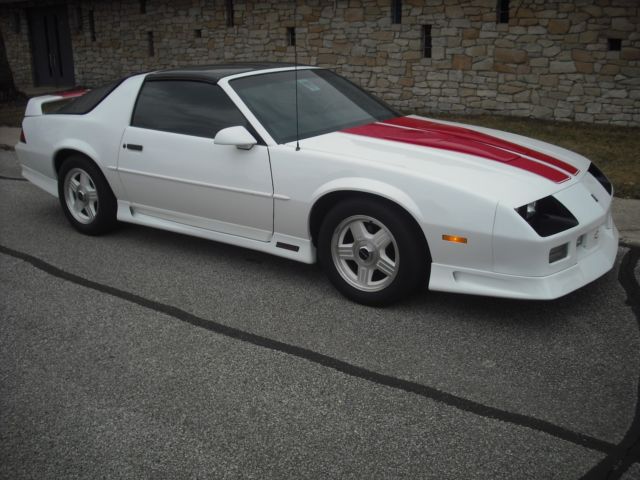 1992 Chevrolet Camaro - photo 2