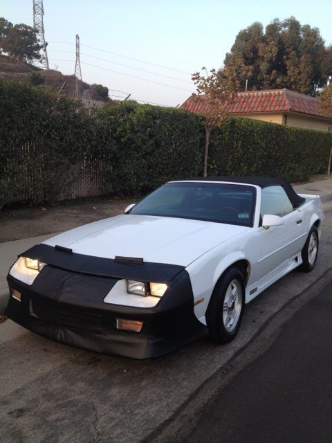 92 CHEVROLET CAMARO RS CONVERTIBLE 25TH YEAR ANNIVERSARY EDITION -NOT CHEVY Z28 1992 Chevrolet Camaro RS