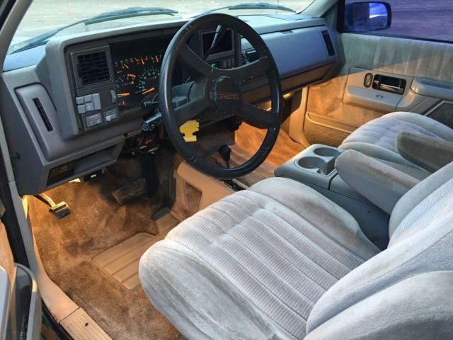 1992 Chevrolet Tahoe silverado - photo 7