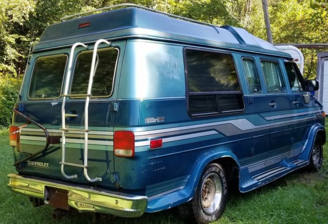 1992 Chevrolet G20 Van - photo 3