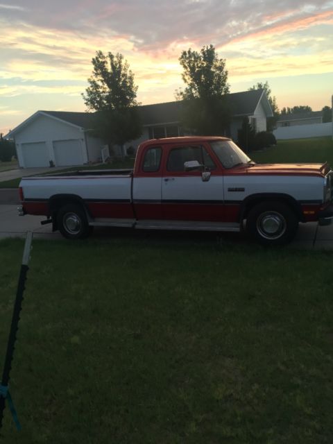 1992 Dodge Ram 2500 - photo 7