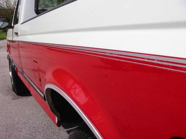 1992 Ford F-250 XLT Standard Cab Pickup 2-Door - photo 7