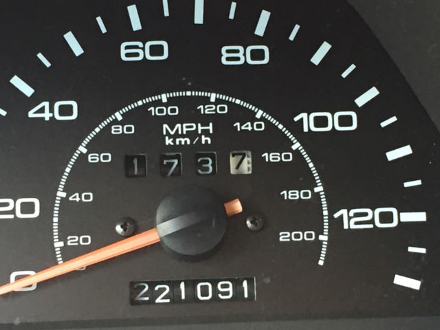 1992 Mazda MPV - photo 12