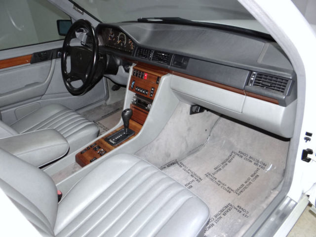 1992 Mercedes-Benz 300-Series 300 Series 4dr Wagon 300TE Automatic - photo 12