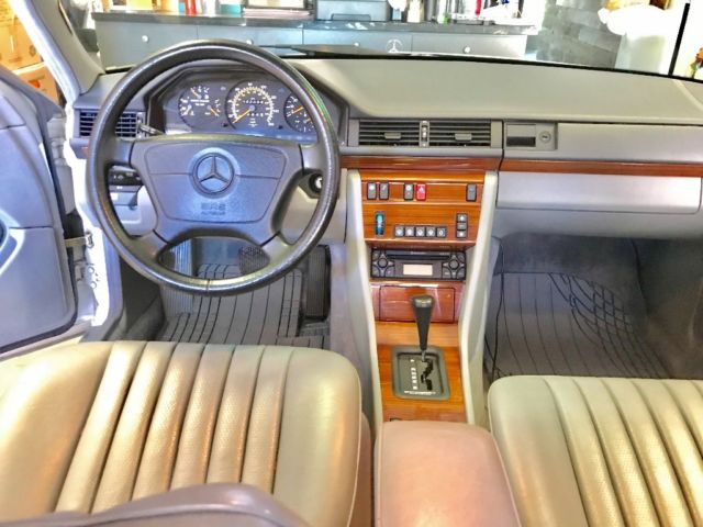 1992 Mercedes-Benz E-Class - photo 10