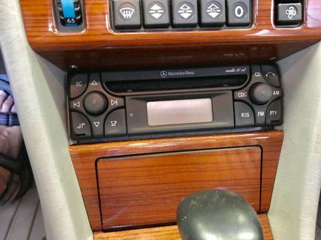 1992 Mercedes-Benz E-Class - photo 7