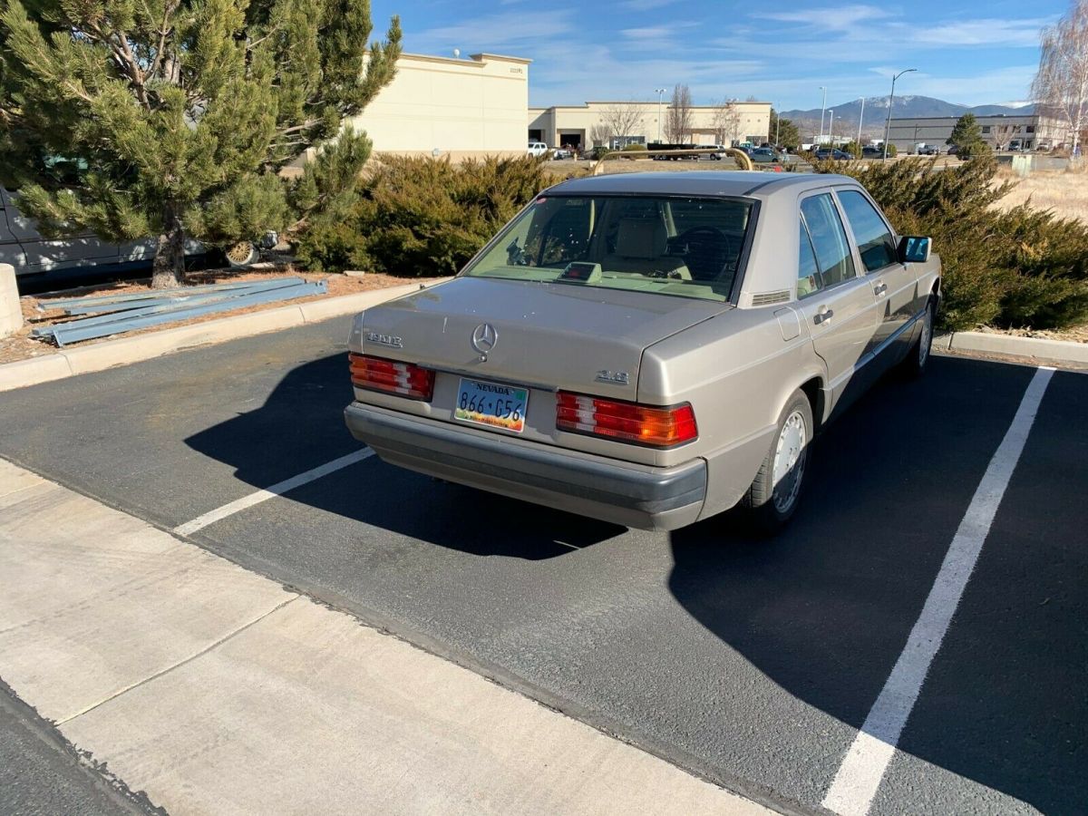 1992 Mercedes-Benz 190-Series - photo 2