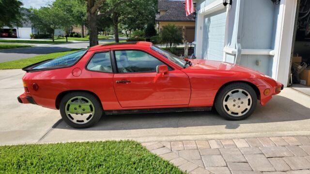 1987 Porsche 924 - photo 2