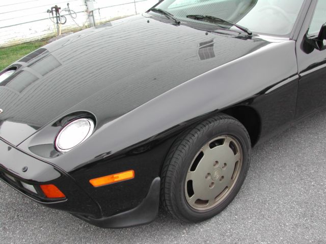 1983 Porsche 928 928S - photo 11