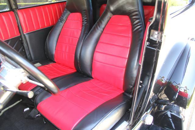 1930 Ford Model A - photo 9