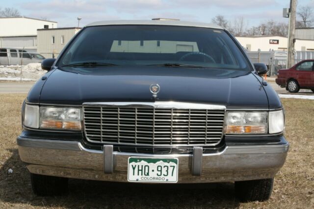 1993 Cadillac Fleetwood 78K Black Limo Hightop Presidental - photo 2