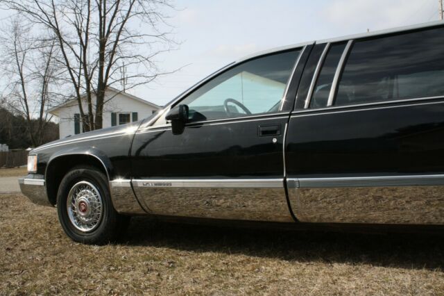 1993 Cadillac Fleetwood 78K Black Limo Hightop Presidental - photo 5