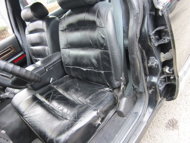 1993 Cadillac Fleetwood - photo 10