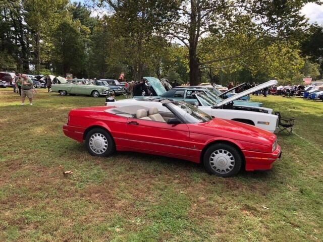 1993 Cadillac Allante Red with tan interior - photo 3