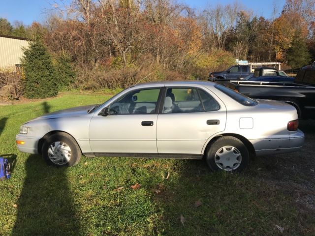 93 Camry “Parts or project” (bad coolant leak) 1993 Toyota Camry