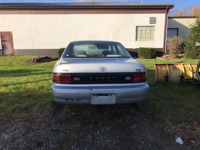 1993 Toyota Camry - photo 2