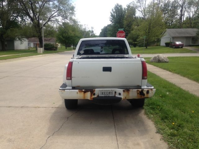 1993 Chevrolet C/K Pickup 1500 - photo 2