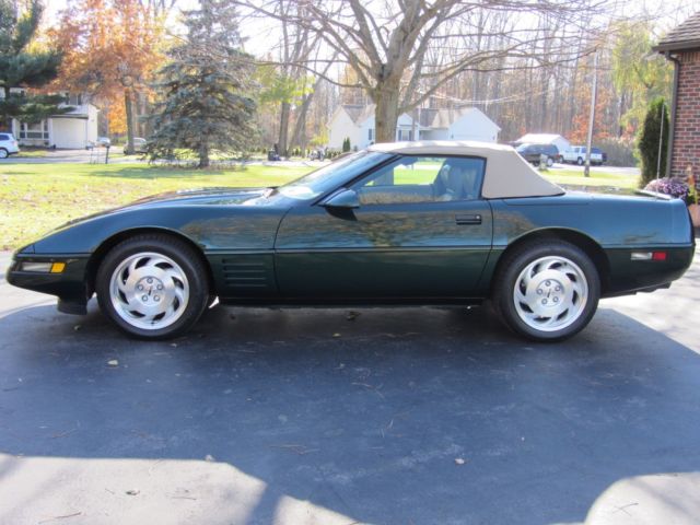 1993 Chevrolet Corvette 40th Anniversary Edition Convertible 2-Door - photo 3