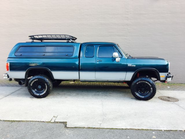 1993 Dodge Ram 2500 LE - photo 2