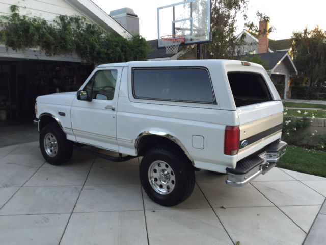 1993 Ford Bronco - photo 2