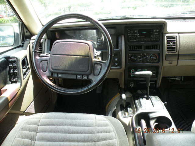 1993 Jeep Grand Cherokee - photo 9