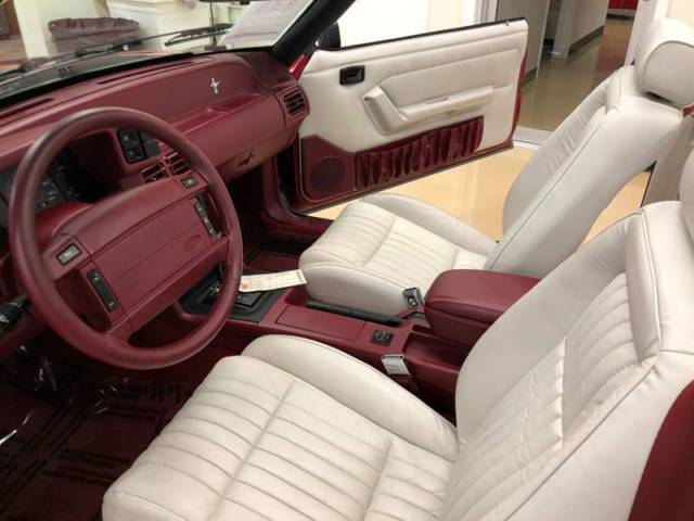 1993 Ford Mustang GT 2dr Convertible - photo 13