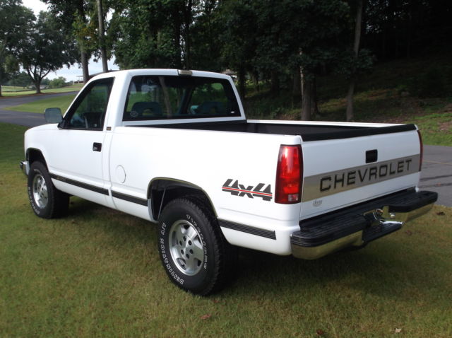 1993 Chevrolet C/K Pickup 1500 - photo 12
