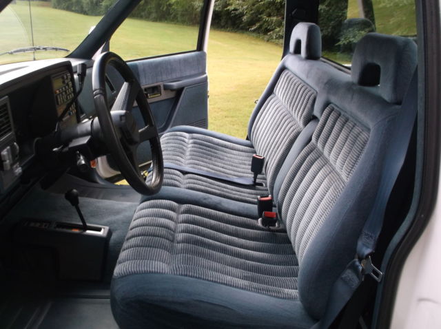 1993 Chevrolet C/K Pickup 1500 - photo 6