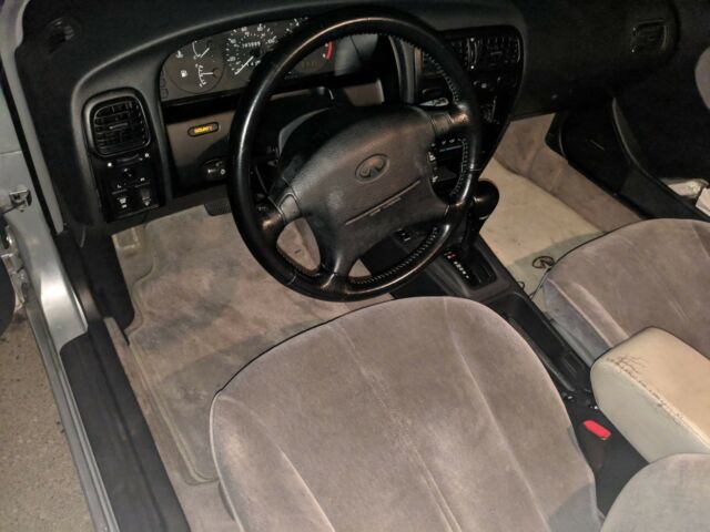 1993 Infiniti G - photo 10