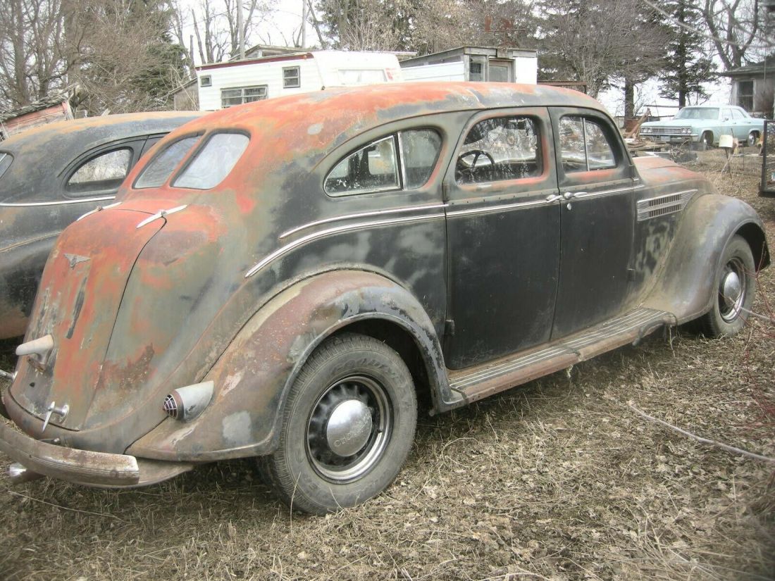 1936 Chrysler Airflow - photo 3