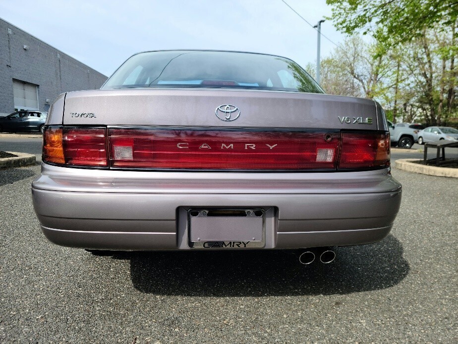 1994 Toyota Camry XLE - photo 5