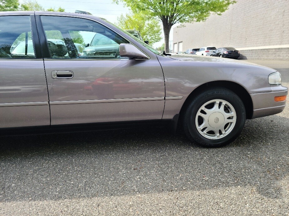 1994 Toyota Camry XLE - photo 8