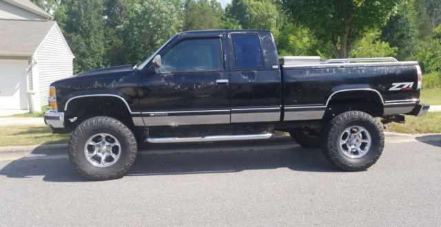 94 chevy 350 truck 8 inch lifted 5 speed 4X4 1994 Chevrolet C/K Pickup 1500