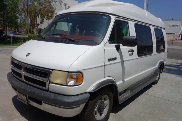 1994 Dodge Ram Van - photo 8