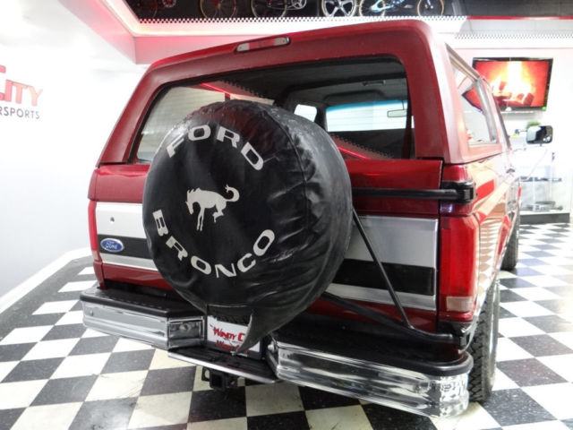1994 Ford Bronco 105" WB XLT - photo 4