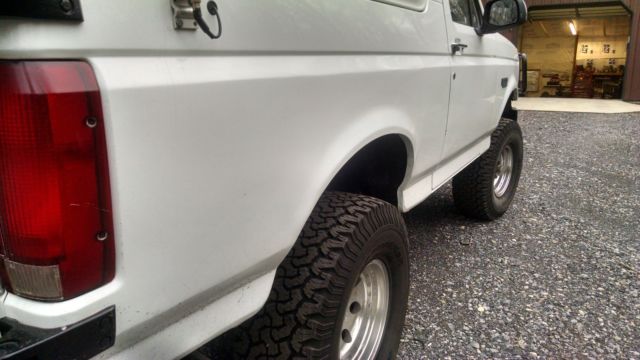 1994 Ford Bronco XLT - photo 7