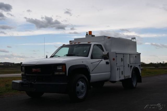 1994 GMC Sierra 3500 Enclosed Service Body - photo 2