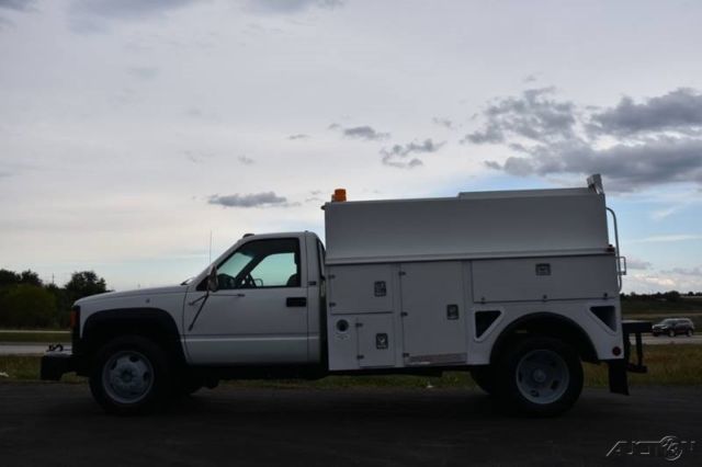 1994 GMC Sierra 3500 Enclosed Service Body - photo 4