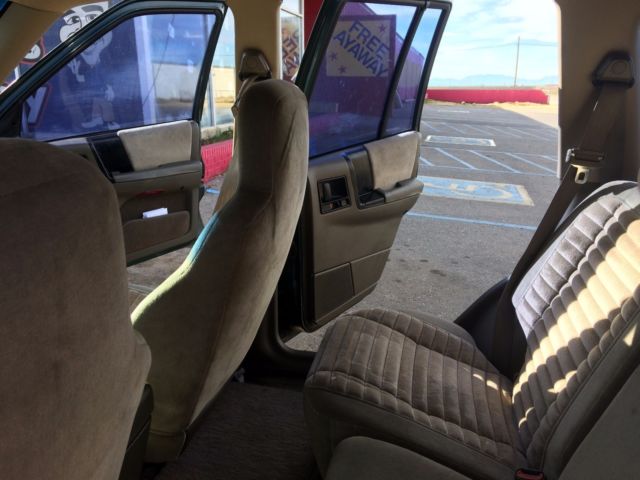 1994 Jeep Grand Cherokee 4dr - photo 4